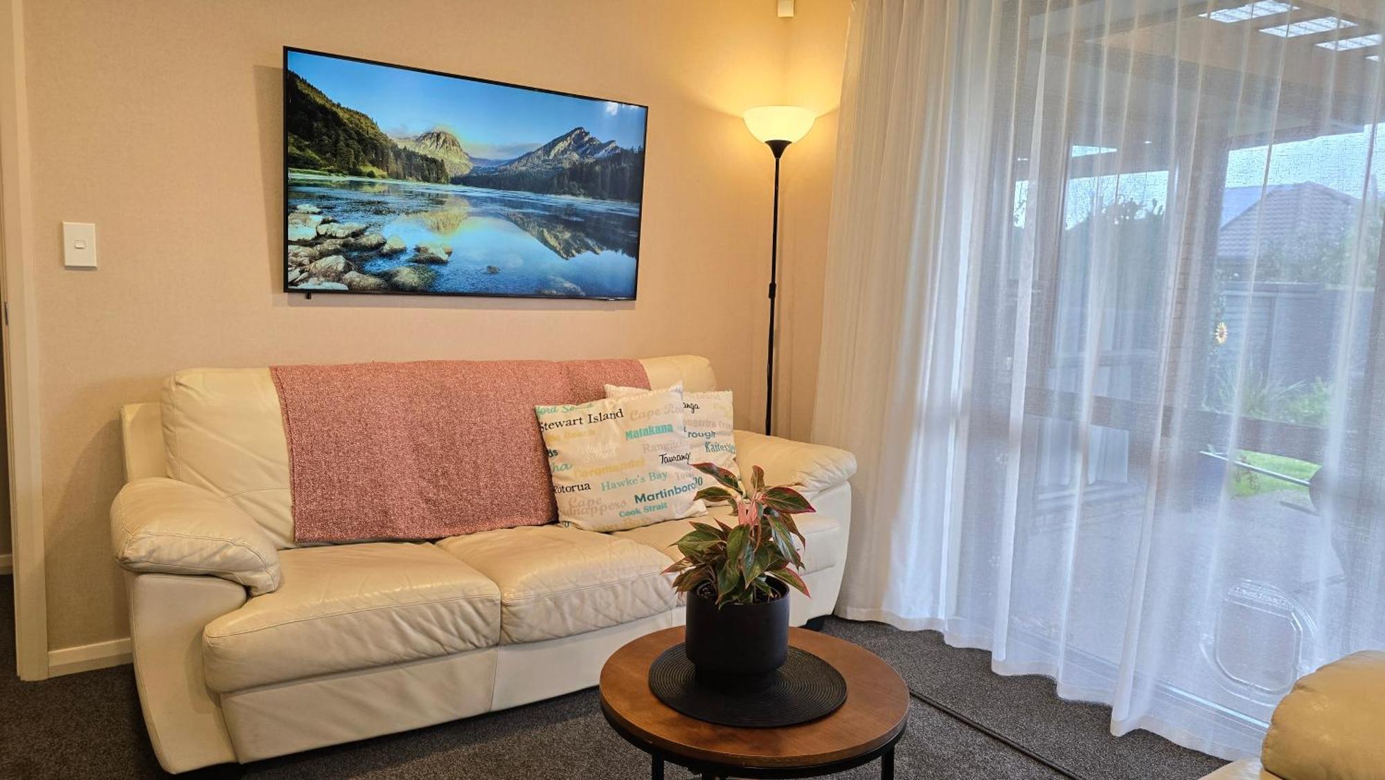 Huntington Honey Apartment Hamilton Bagian luar foto